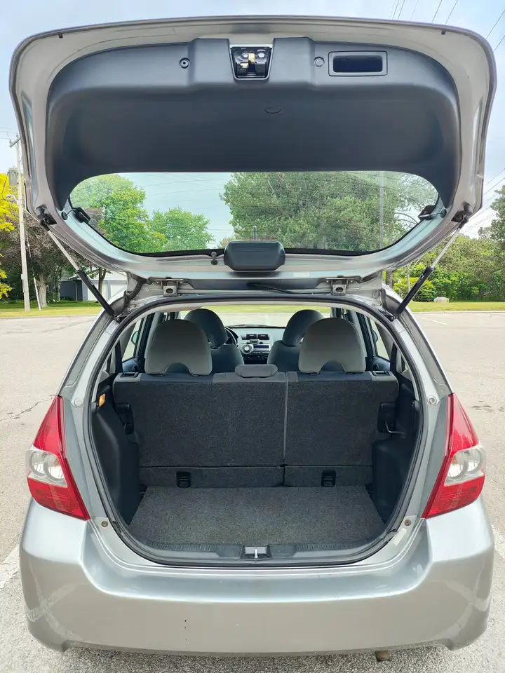 Honda Fit photo Honda Fit