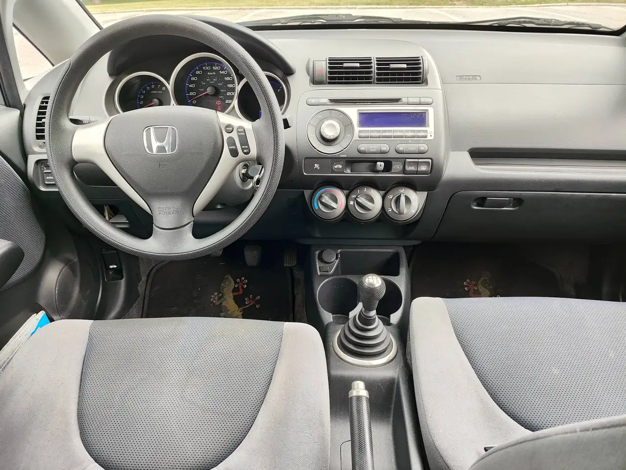 Honda Fit photo Honda Fit