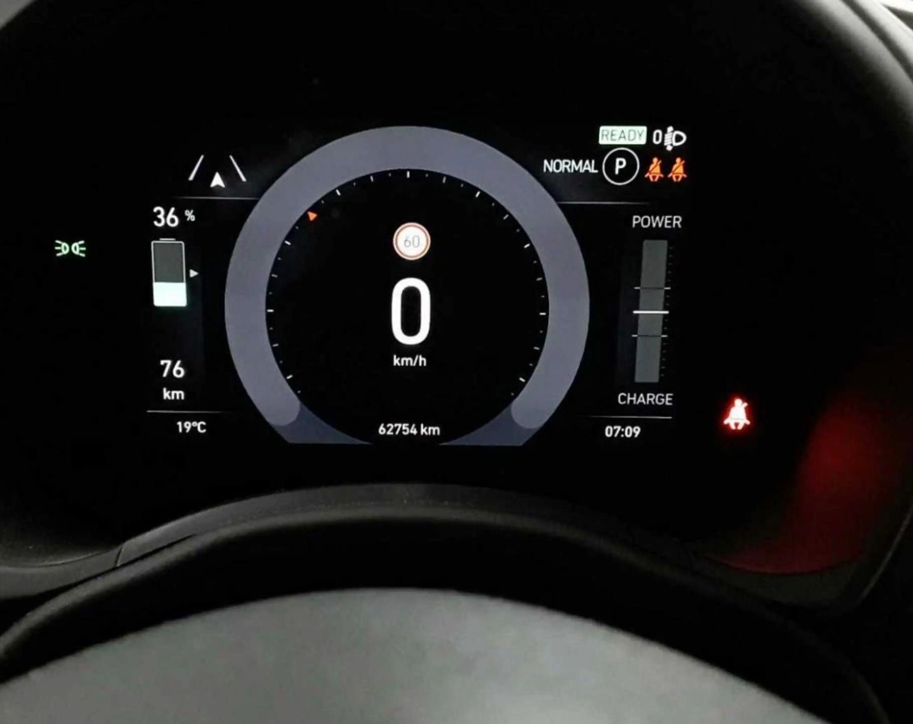 Fiat 500e 3+1 Icon  Navi+Kamera+Sitzhzg. — photo 7