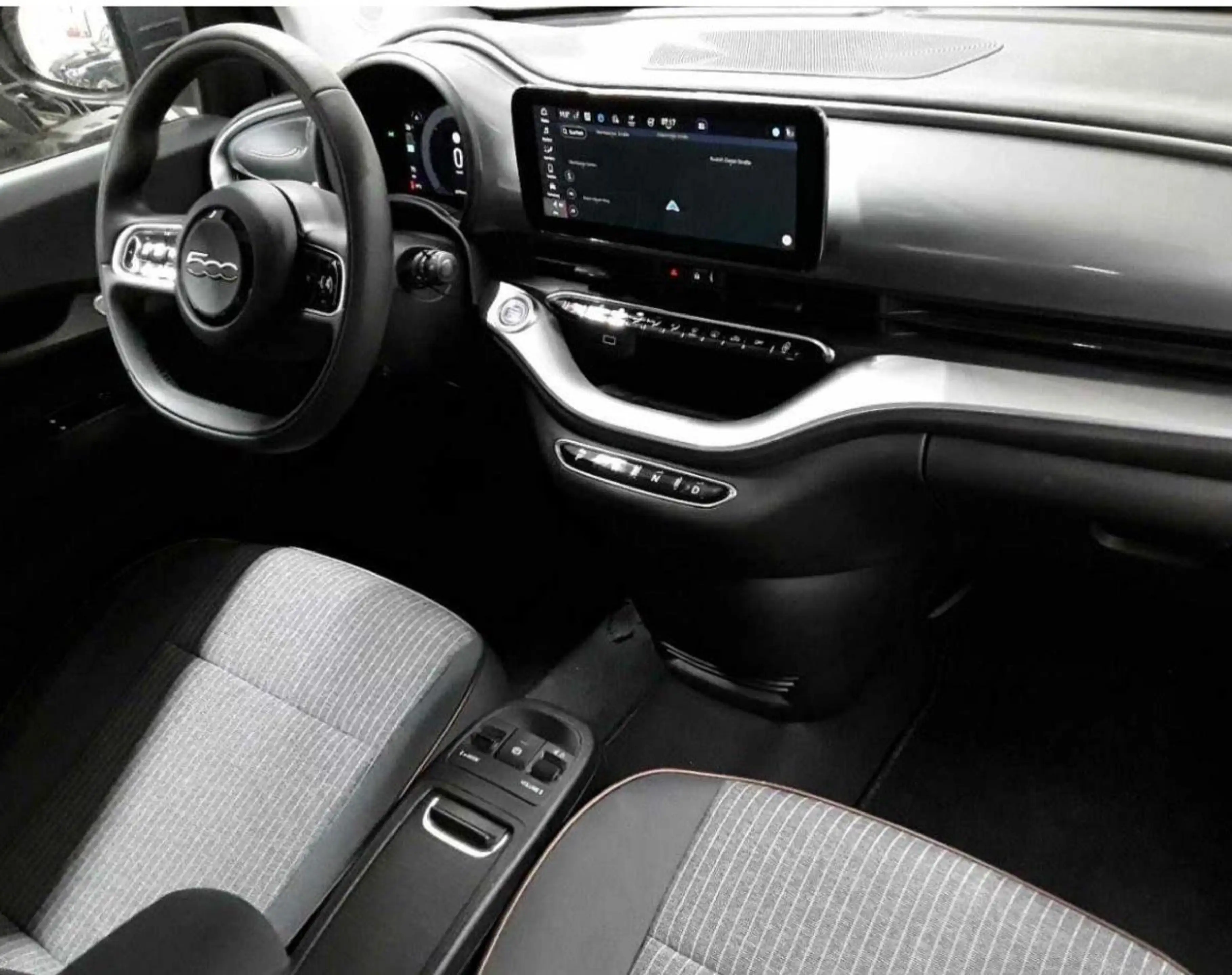 Fiat 500e 3+1 Icon  Navi+Kamera+Sitzhzg. — photo 11