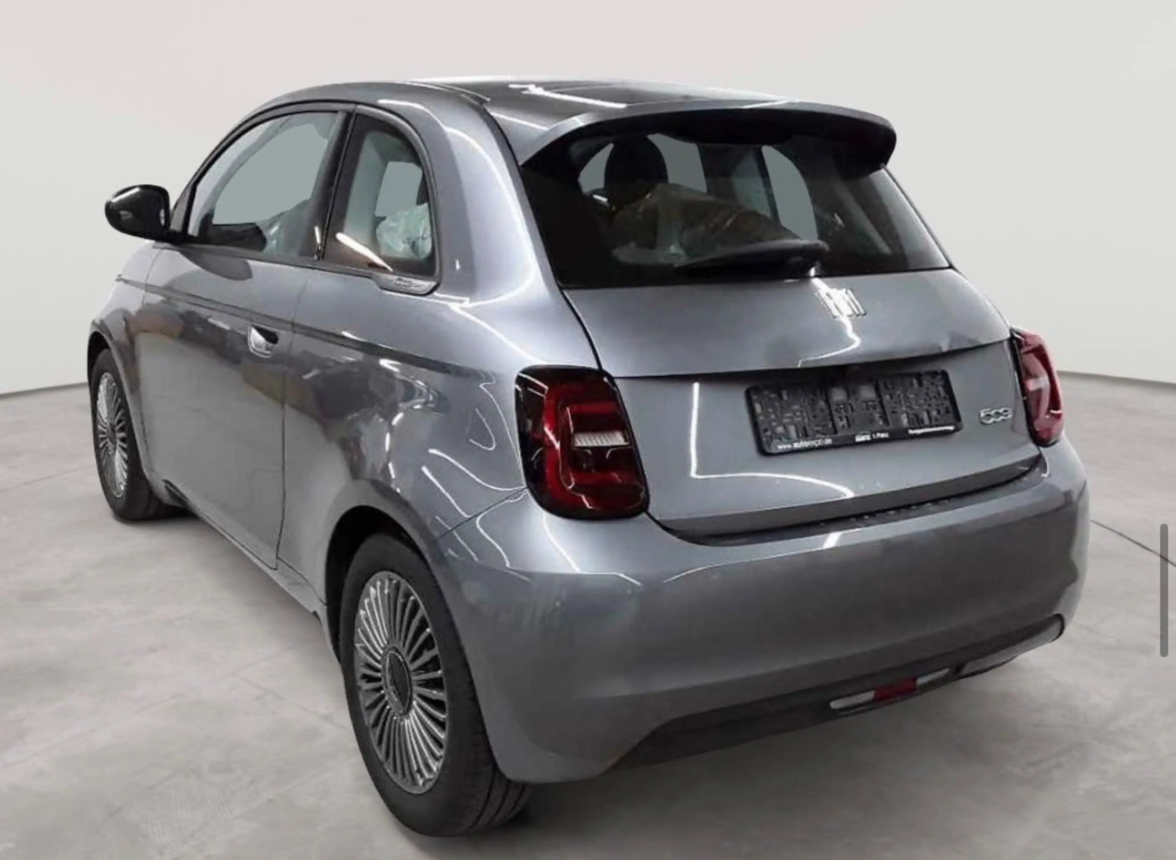Fiat 500e 3+1 Icon  Navi+Kamera+Sitzhzg. — photo 14