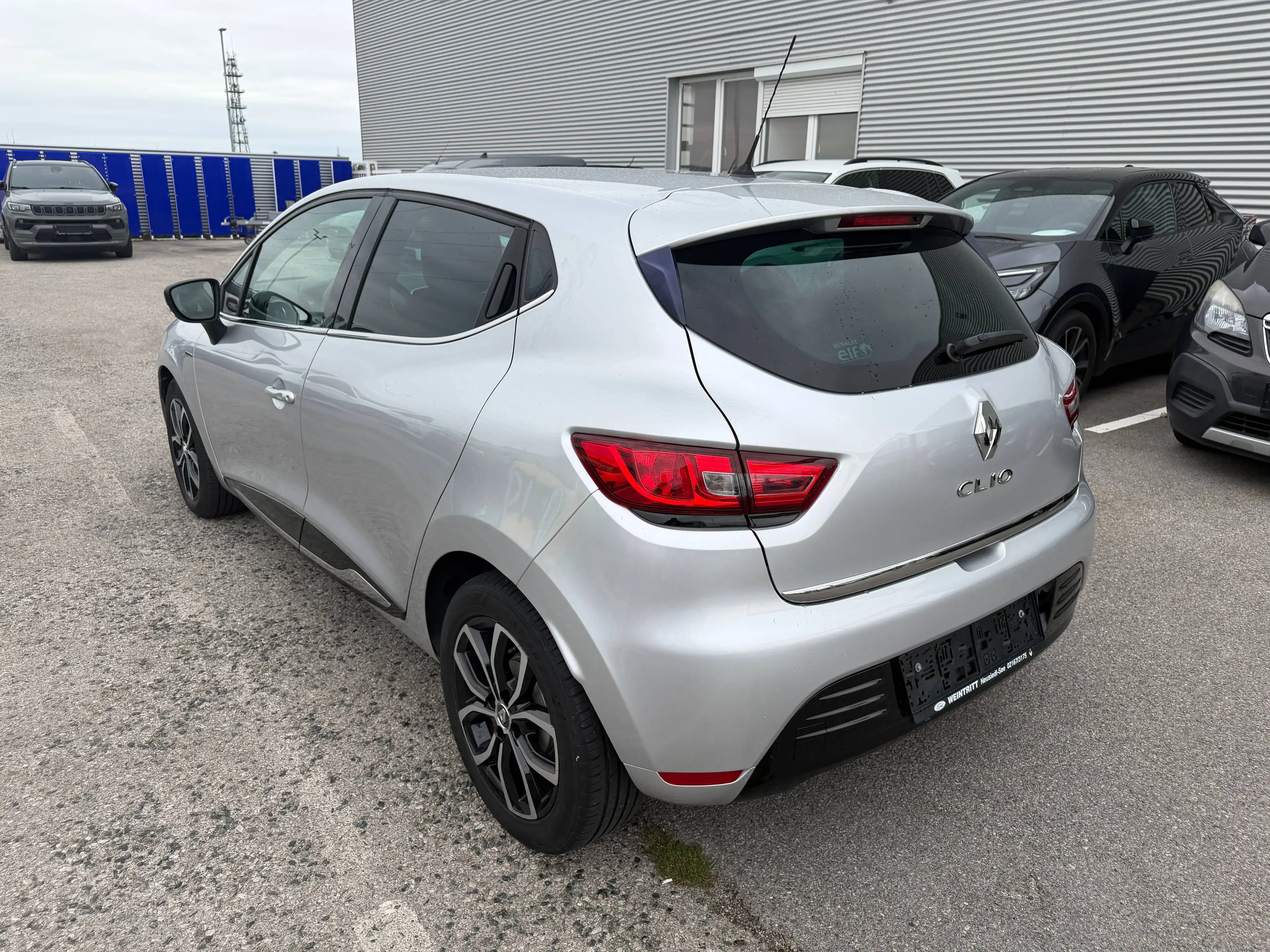 Renault Clio TCe 90 Expression — photo 5