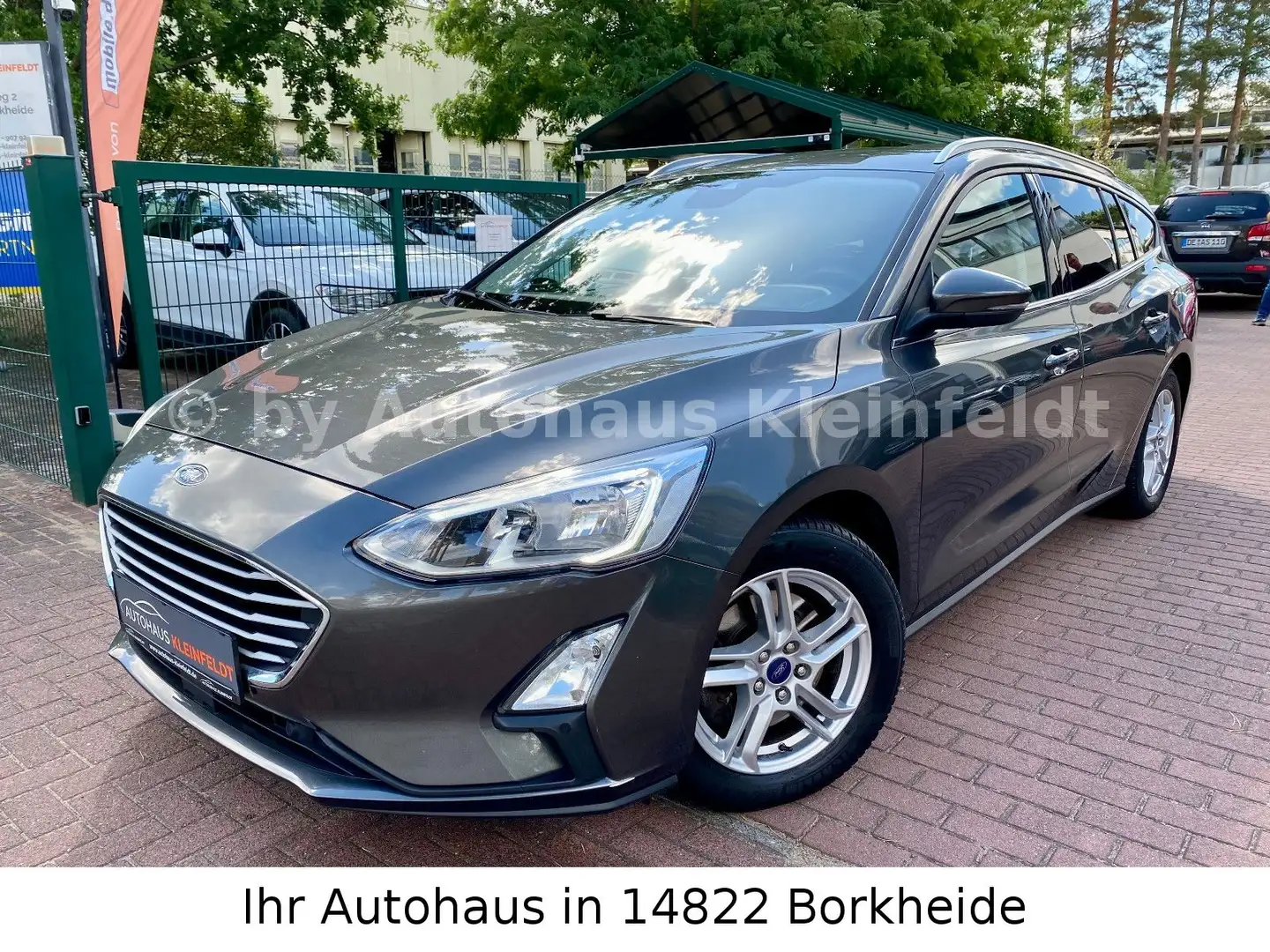 Ford Focus Turnier Cool & Connect |KAMERA|CARPLAY|AHK Gris - 2