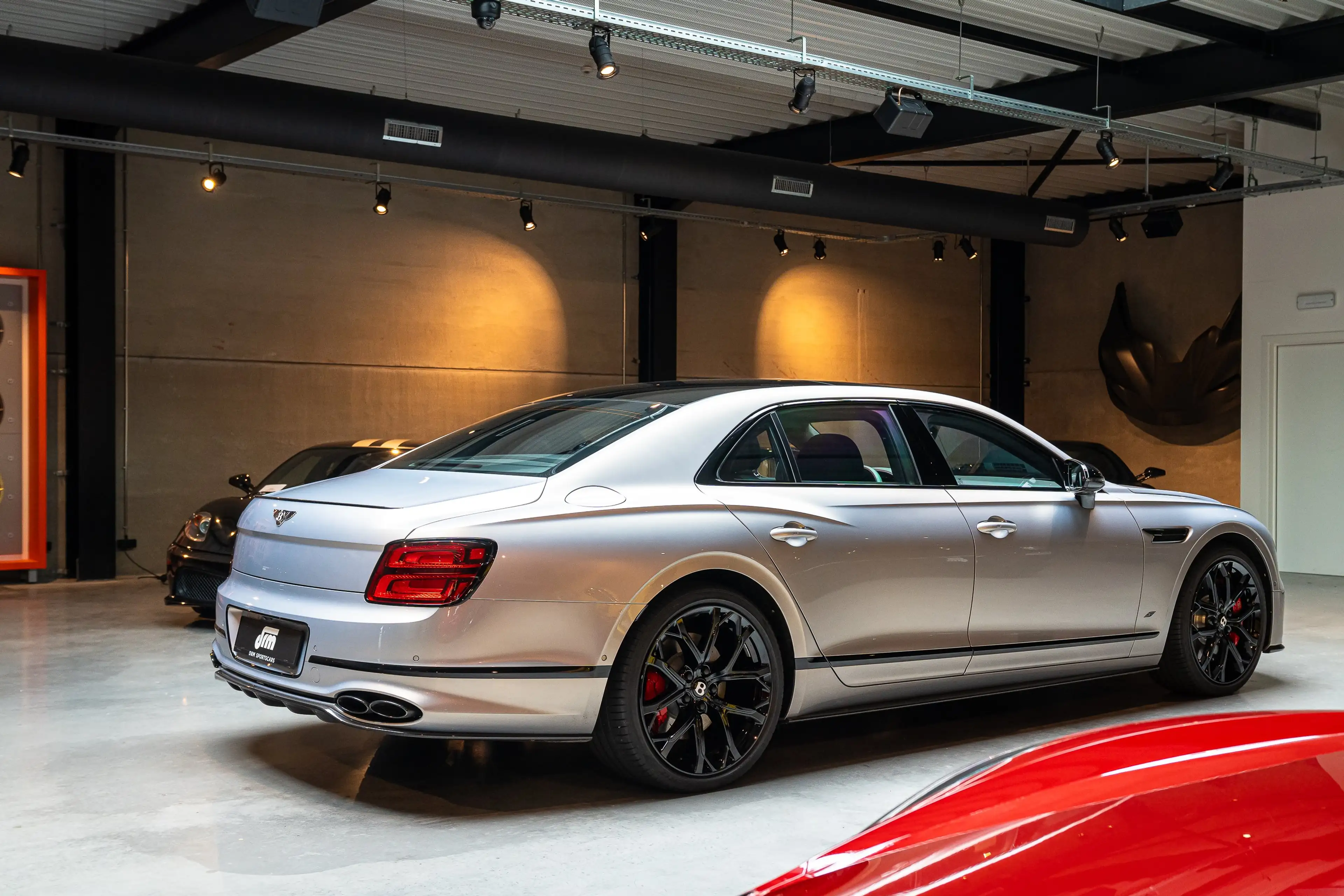 Bentley Flying Spur 2.9 V6 Hybrid S Mulliner - Price new : 330.000€ — photo 8