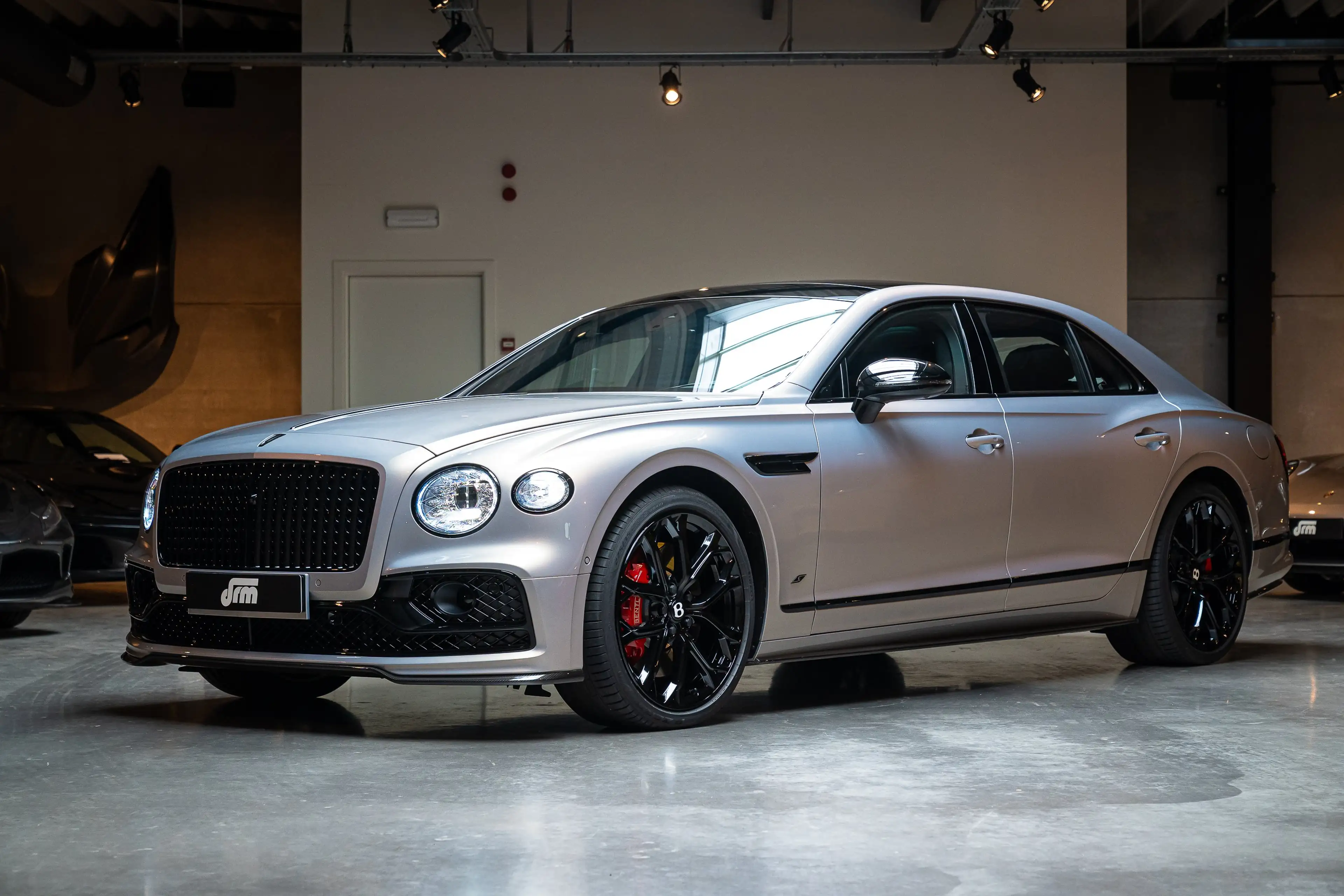 Bentley Flying Spur 2.9 V6 Hybrid S Mulliner - Price new : 330.000€