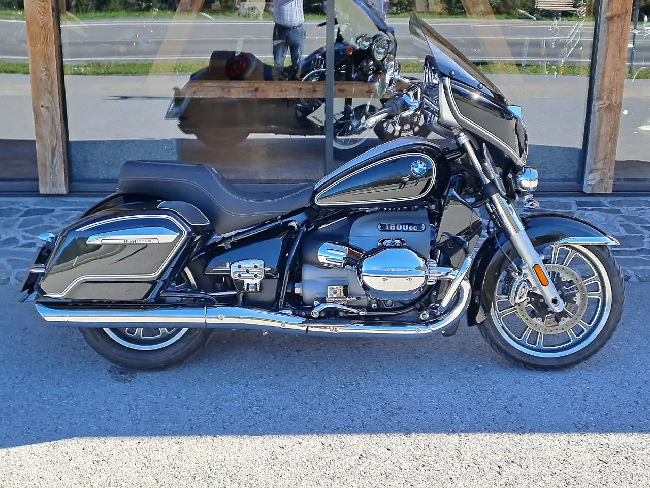 BMW R 18