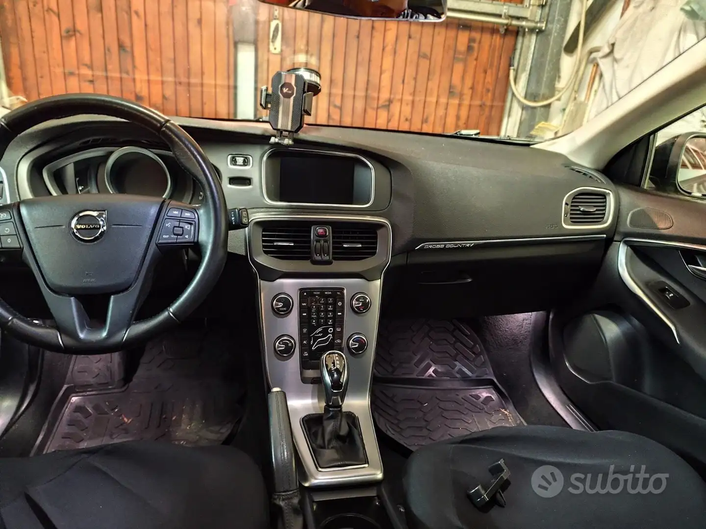 Volvo V40 Cross Country V40 Cross Country 2.0 d2 Kinetic geartronic my17 Grigio - 2