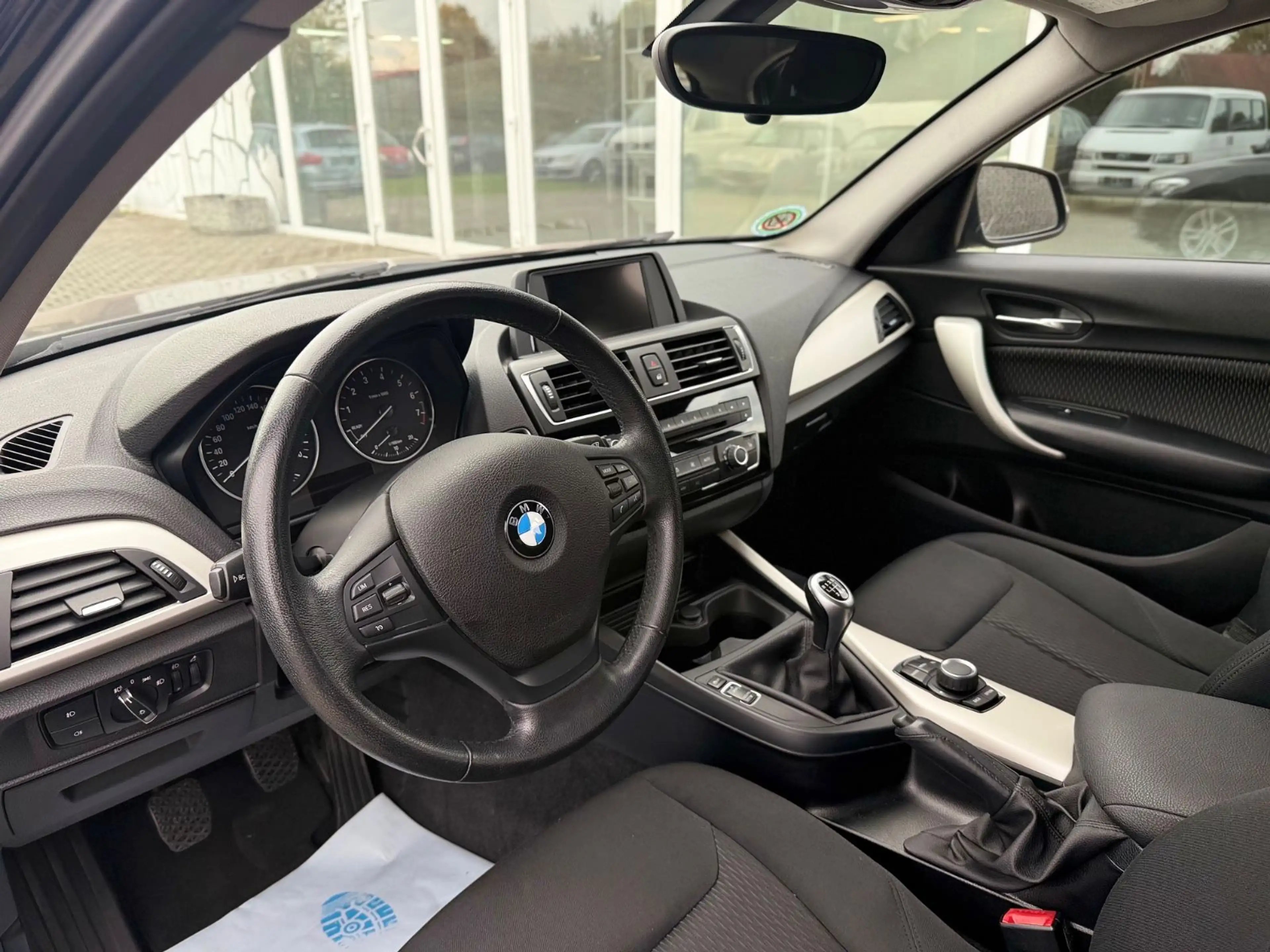 BMW 116 Limousine 5-trg.*Tempomat*PDC*Freisprech*SHZ — photo 13