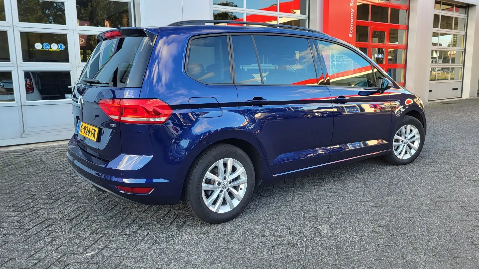 Volkswagen Touran 1.2 TSI (BlueMotion Technology) Comfortline Blauw - 2