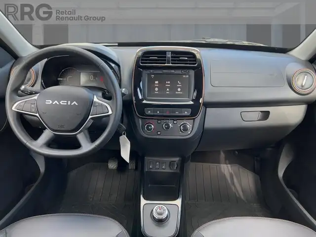 Dacia Spring view 10