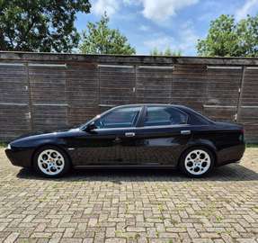 3.0 V6