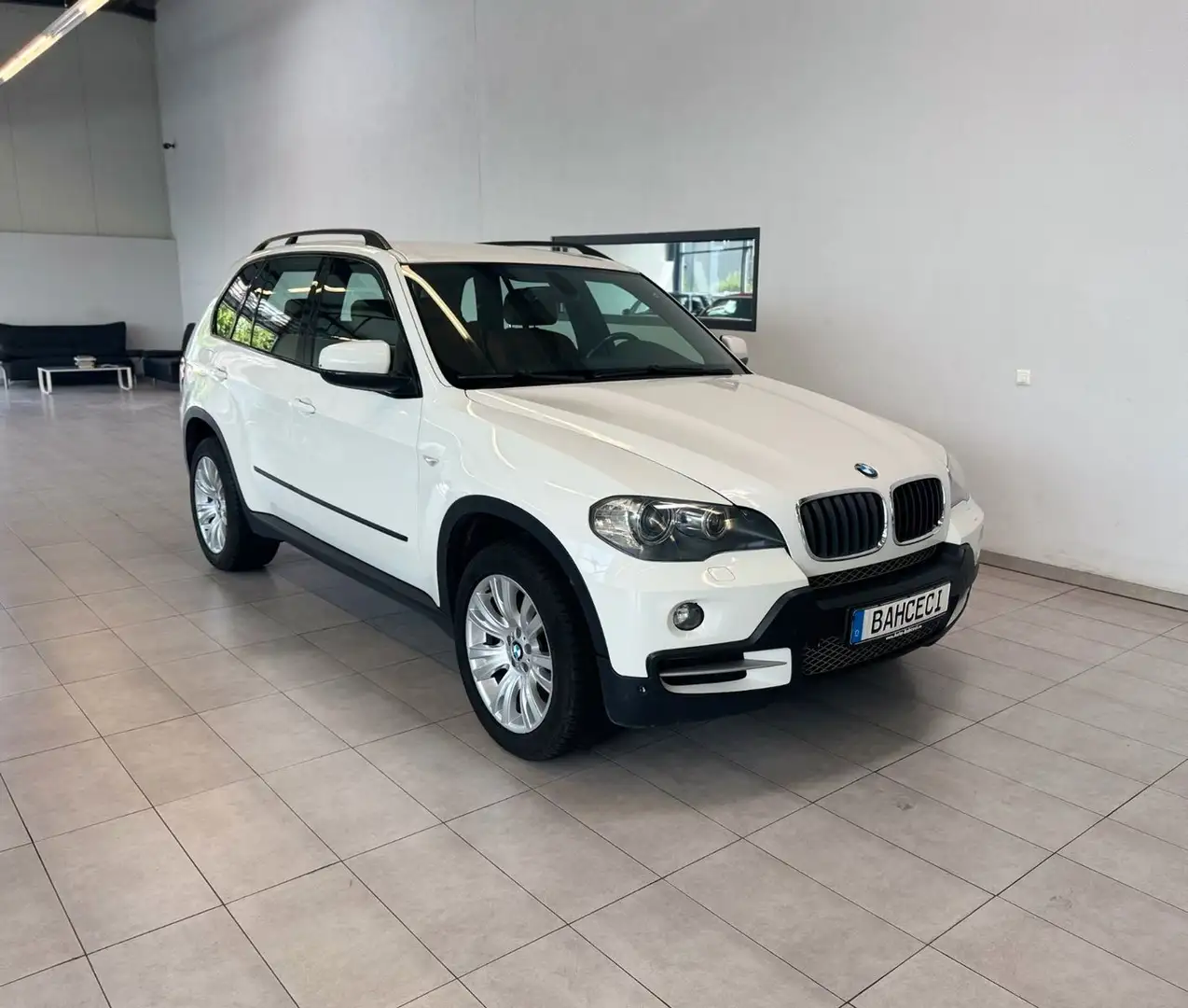 BMW X5 xDrive30d*Navi Prof*Xenon*Shz*PDC*AHK*Memory* Weiß - 1