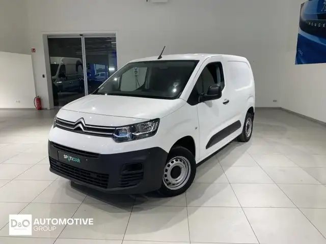 Citroen Berlingo van l1