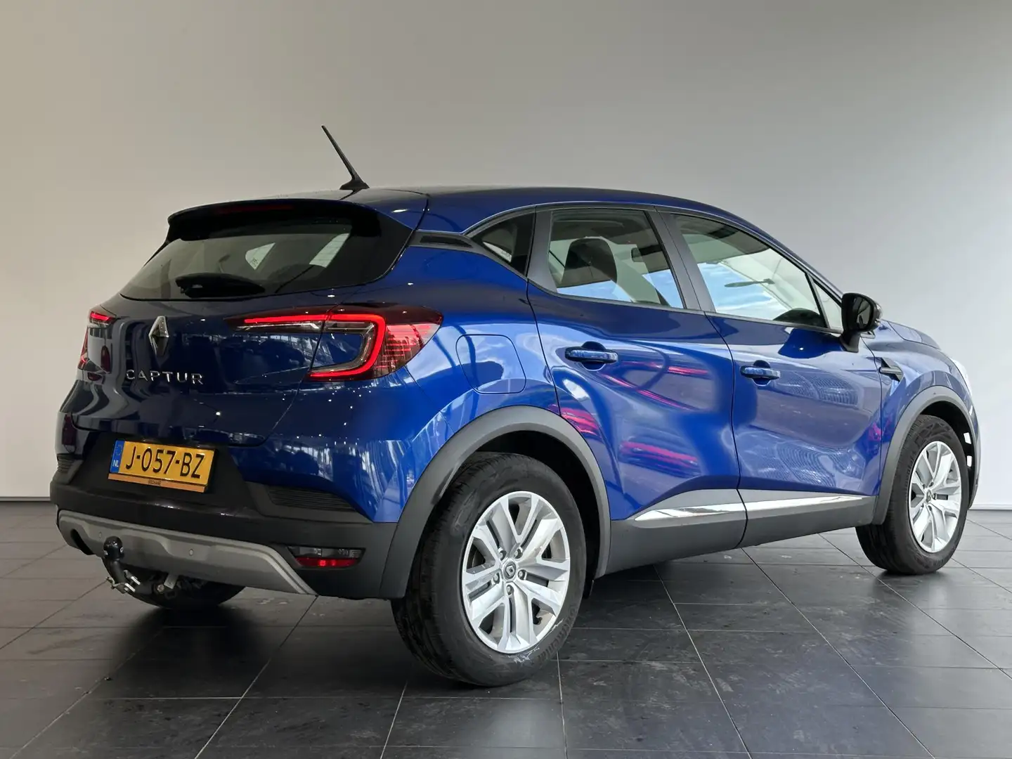 Renault Captur 1.0 TCe 100 Zen NAVIGATIE | TREKHAAK | ACHTERUITRI Blauw - 2