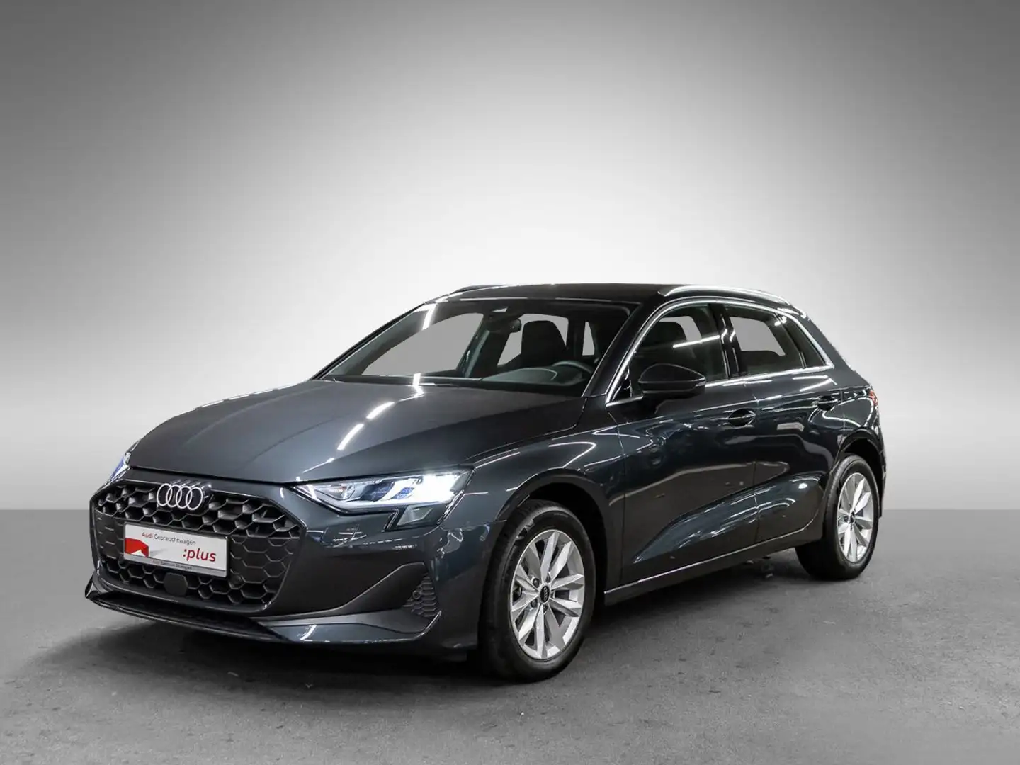 Audi A3 30 TDI 6-Gang Grau - 2