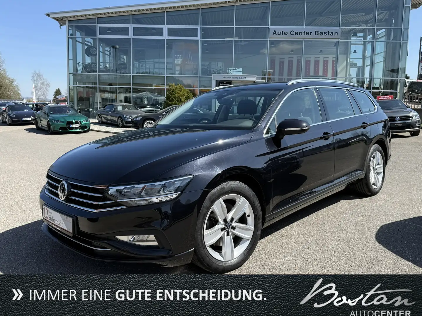 Volkswagen Passat 2.0 TDI BUSINESS/KAMERA/NAVI/DSG/1.HAND Schwarz - 1