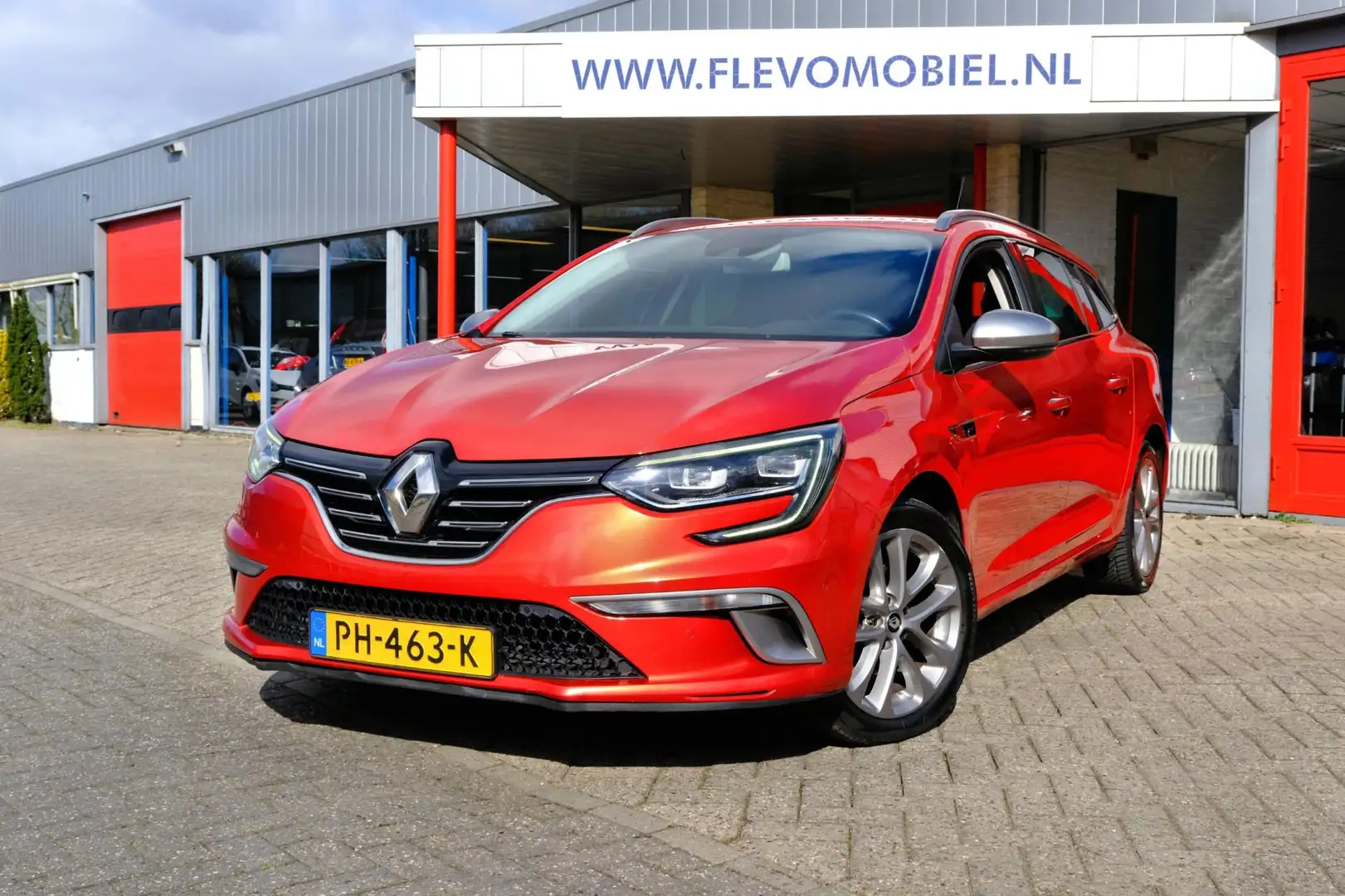 Renault Megane Estate 1.2 TCe GT-Line Navi|LED|Clima |Camera Piros - 1