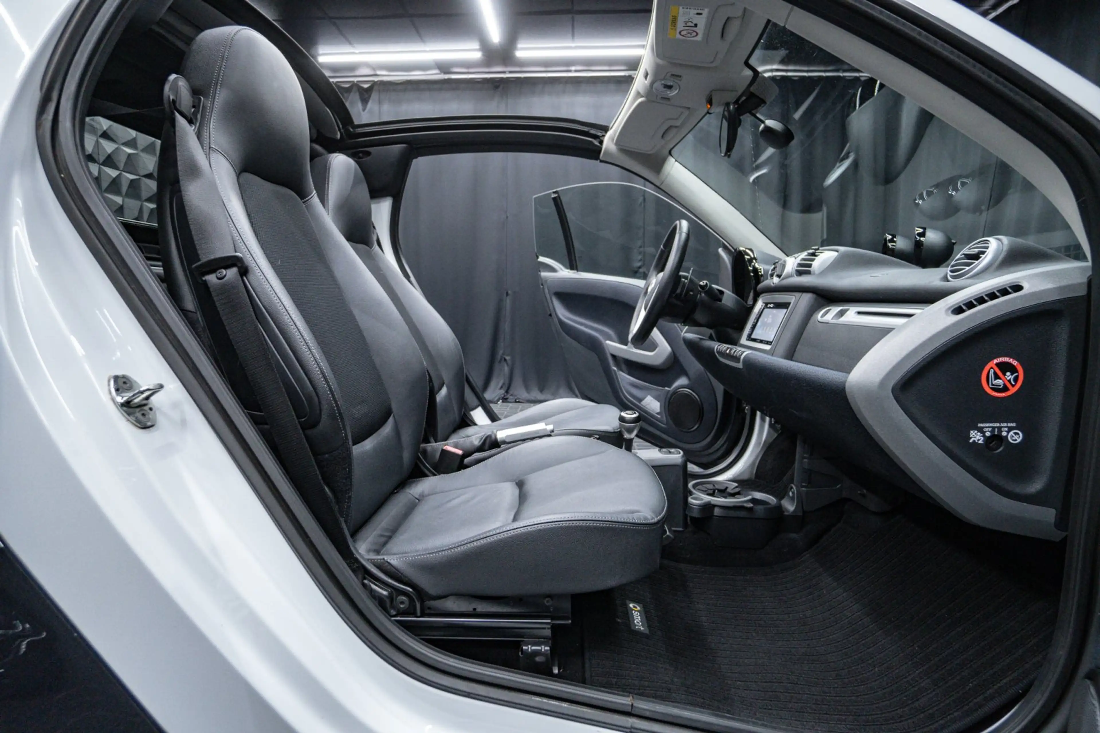 smart forTwo BRABUS 1. Hand Shz Klima — photo 29