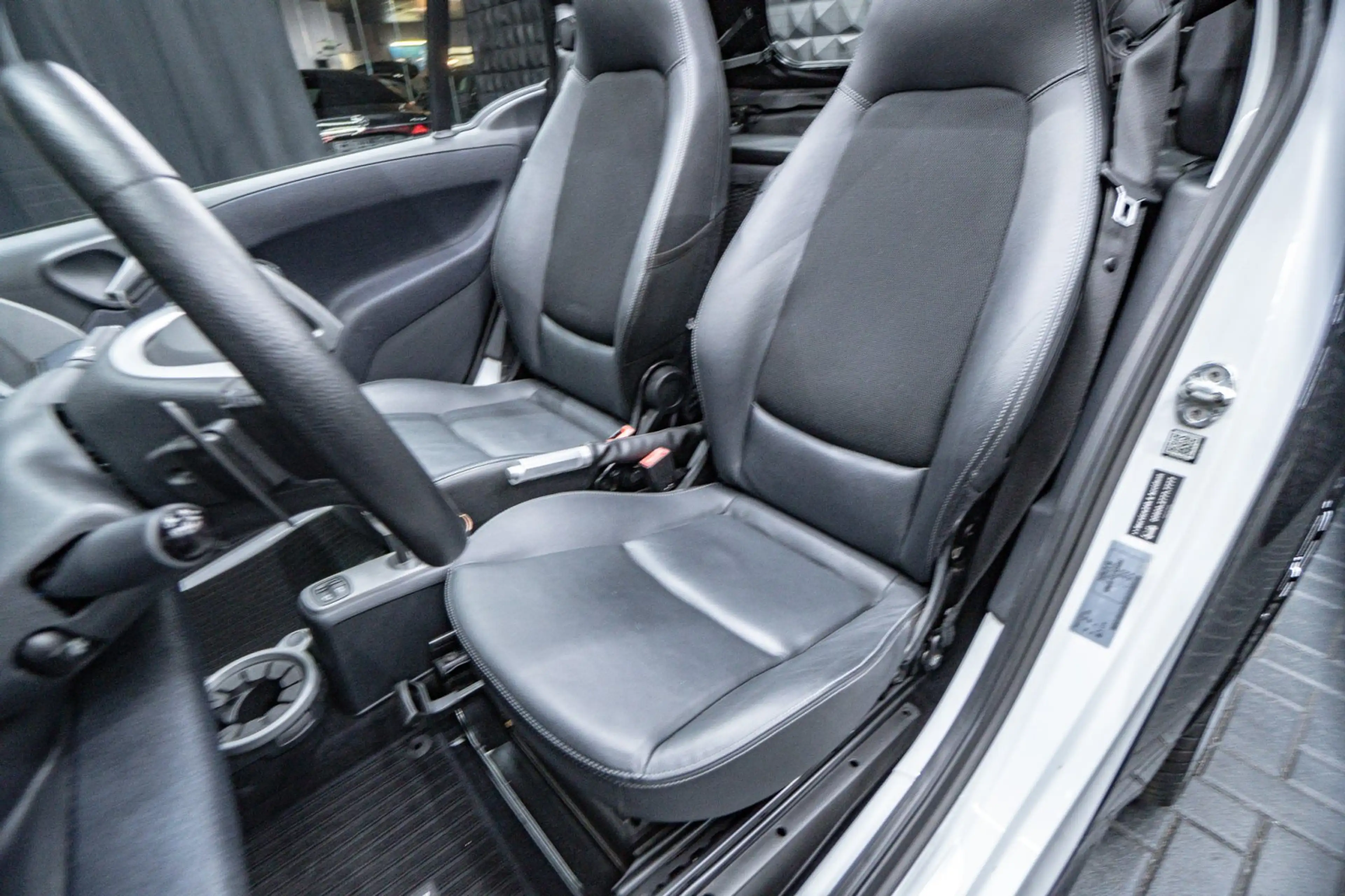 smart forTwo BRABUS 1. Hand Shz Klima — photo 19