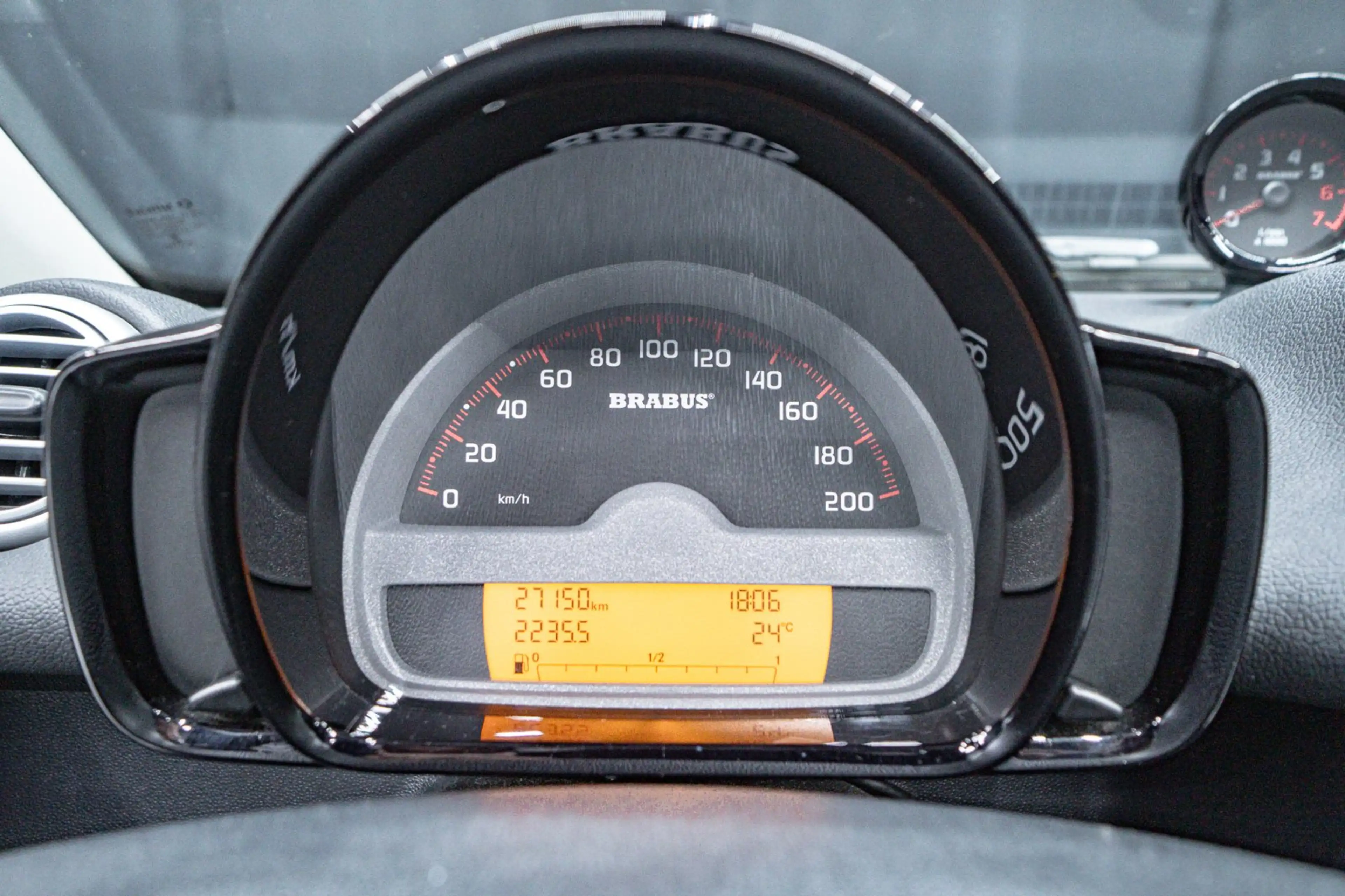 smart forTwo BRABUS 1. Hand Shz Klima — photo 22