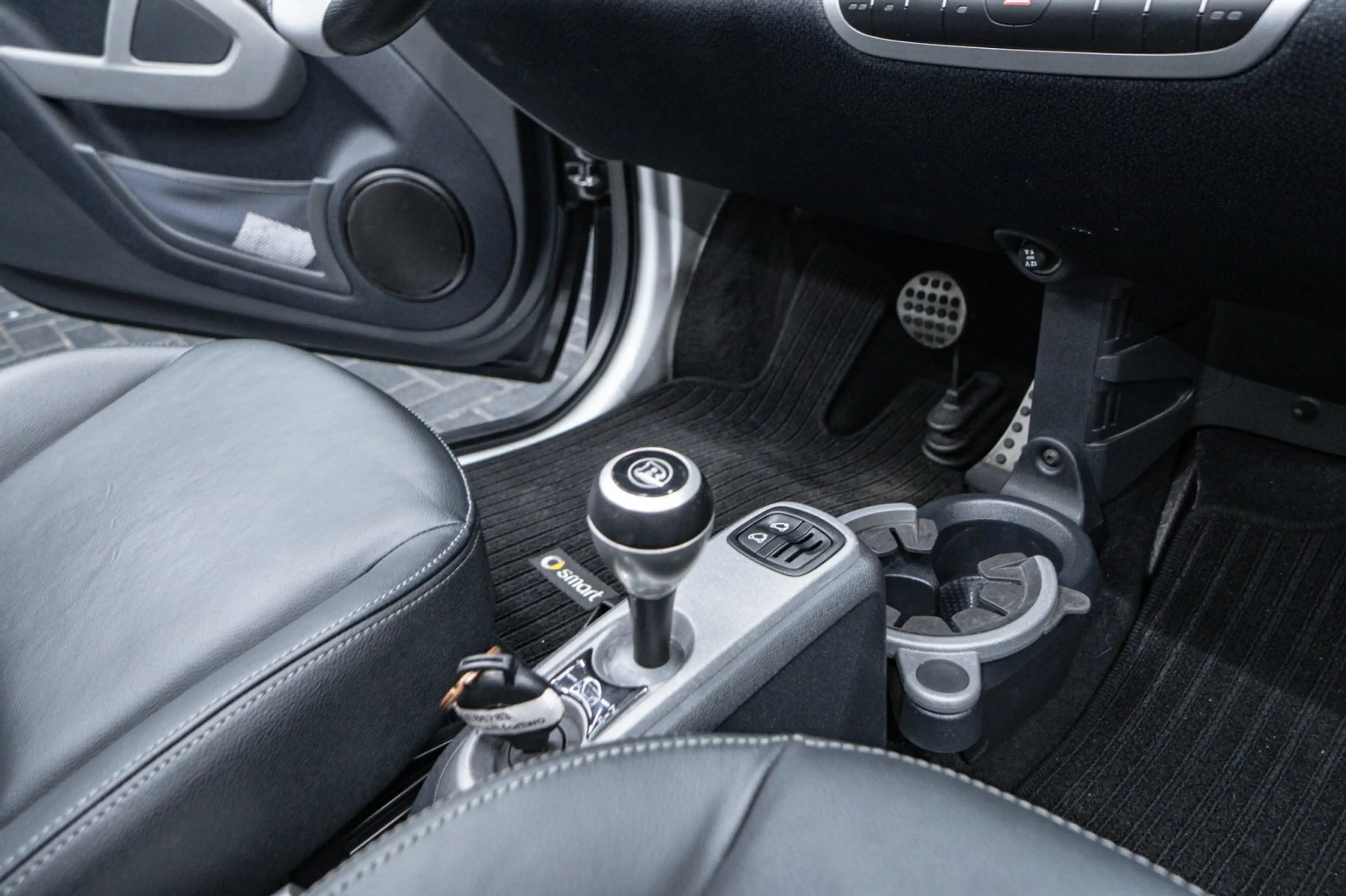 smart forTwo BRABUS 1. Hand Shz Klima — photo 28
