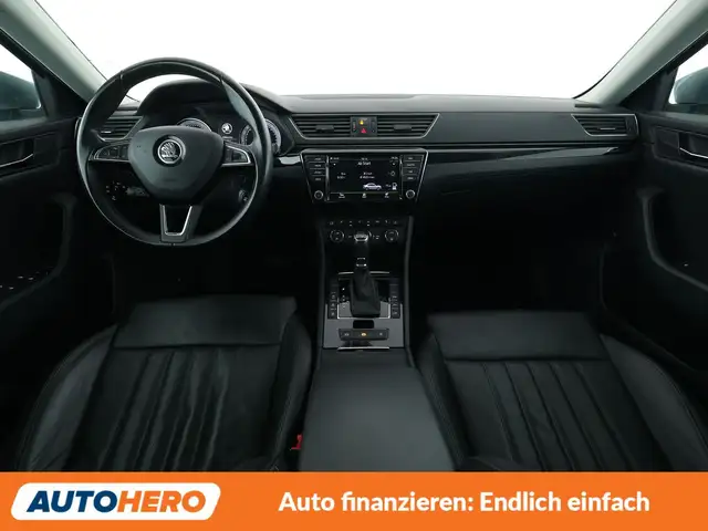 Skoda Superb view 12