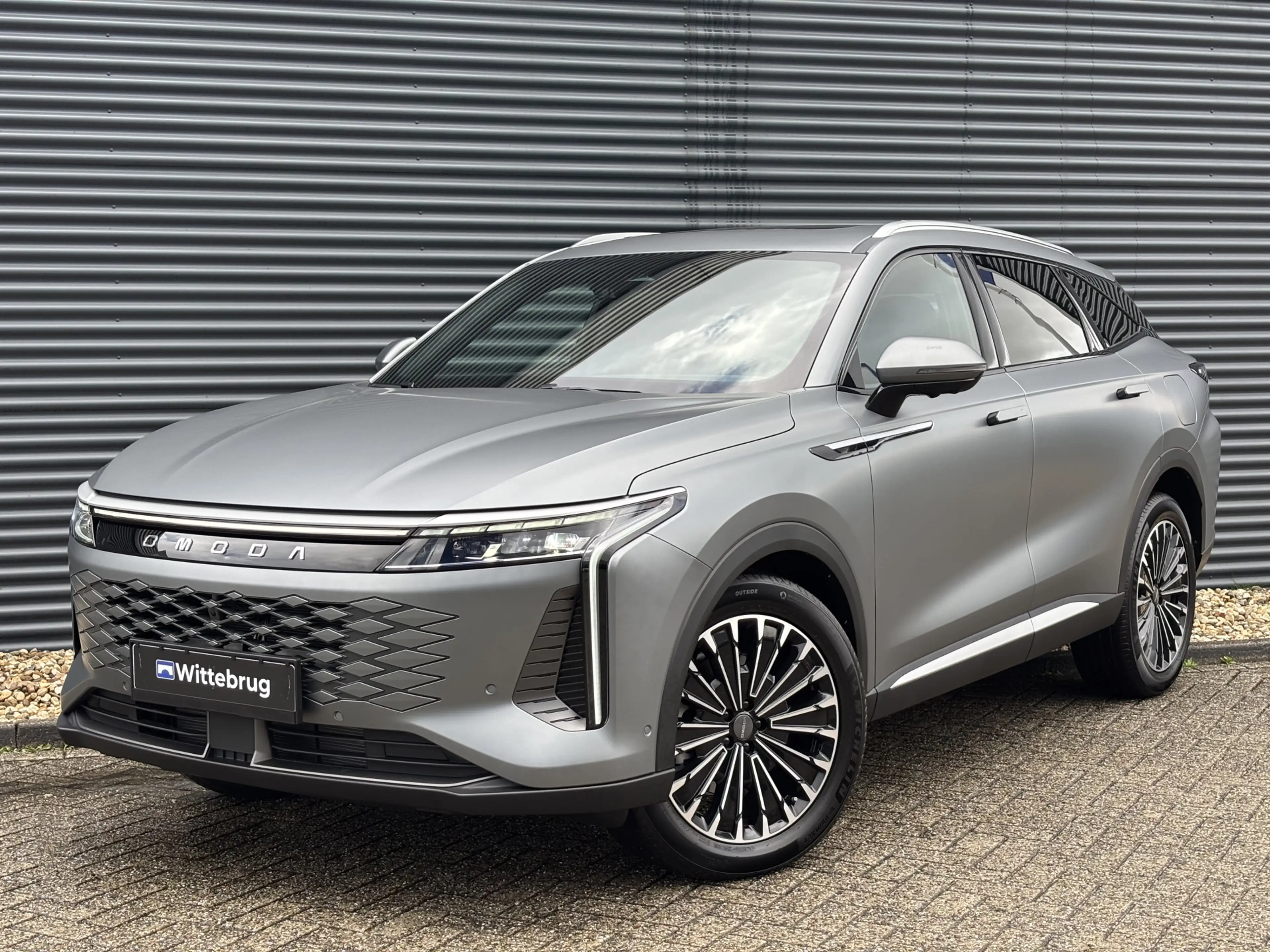 Omoda 9 Premium Plug-In Hybride Automaat met 1100 km Range — photo 7