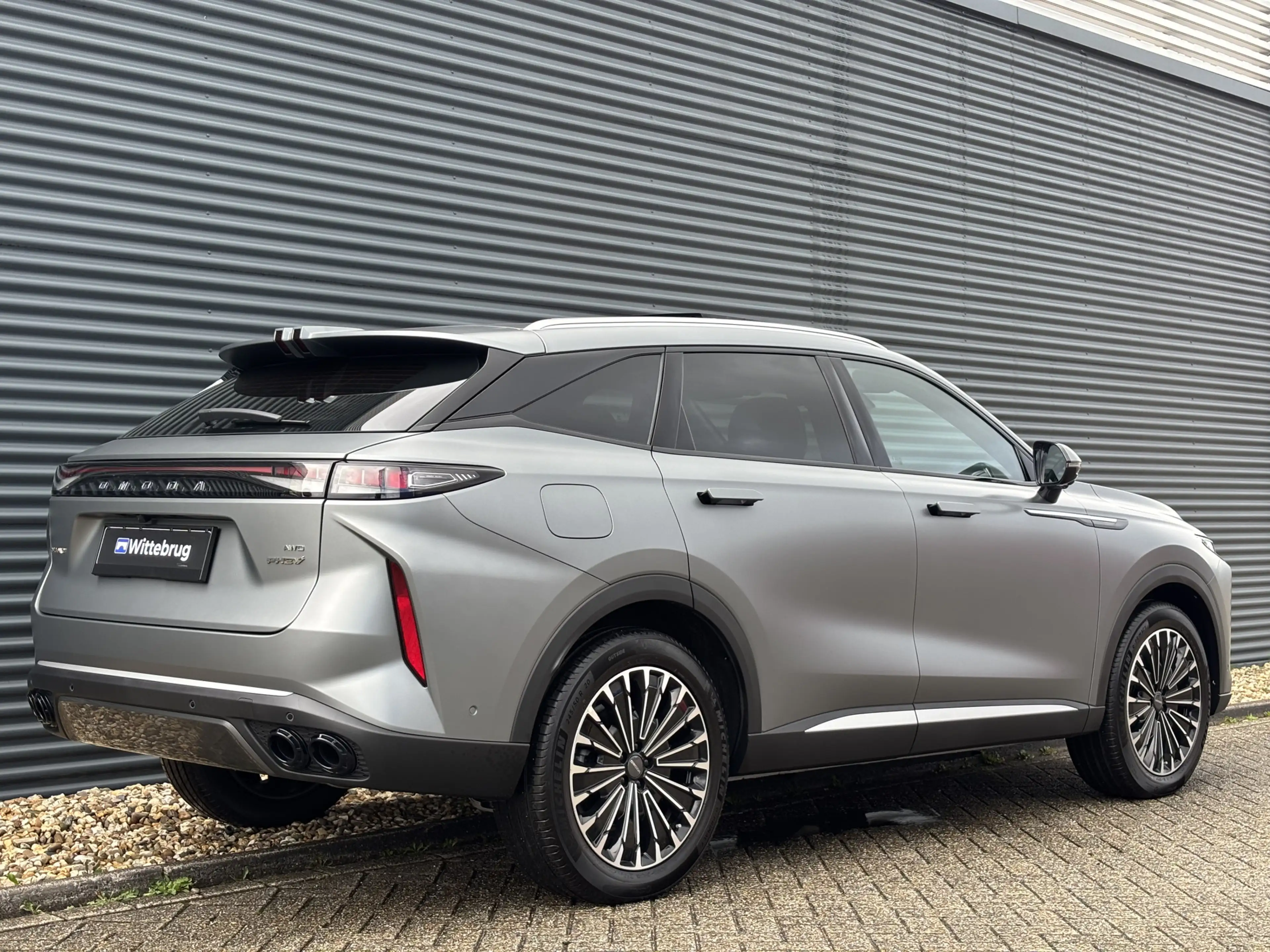 Omoda 9 Premium Plug-In Hybride Automaat met 1100 km Range — photo 3