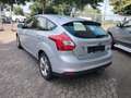 Ford Focus Lim. Champions Edition Silber - thumbnail 6