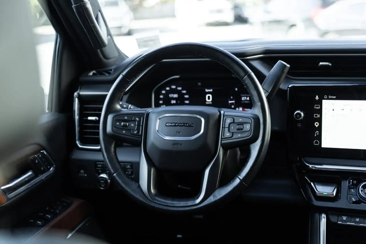 GMC Sierra 2500HD снимка GMC Sierra 2500HD
