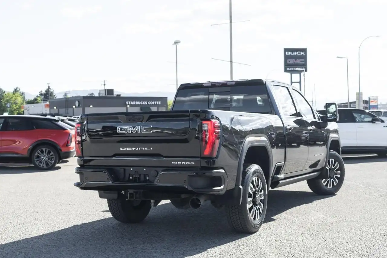 GMC Sierra 2500HD снимка GMC Sierra 2500HD