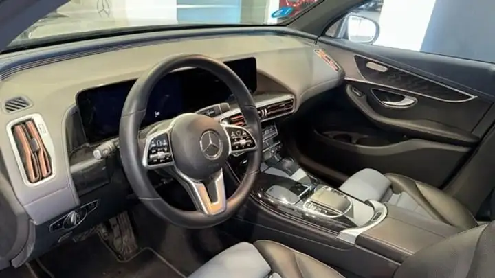 Mercedes-Benz EQC 400 4MATIC (2022-) 2022, foto 6