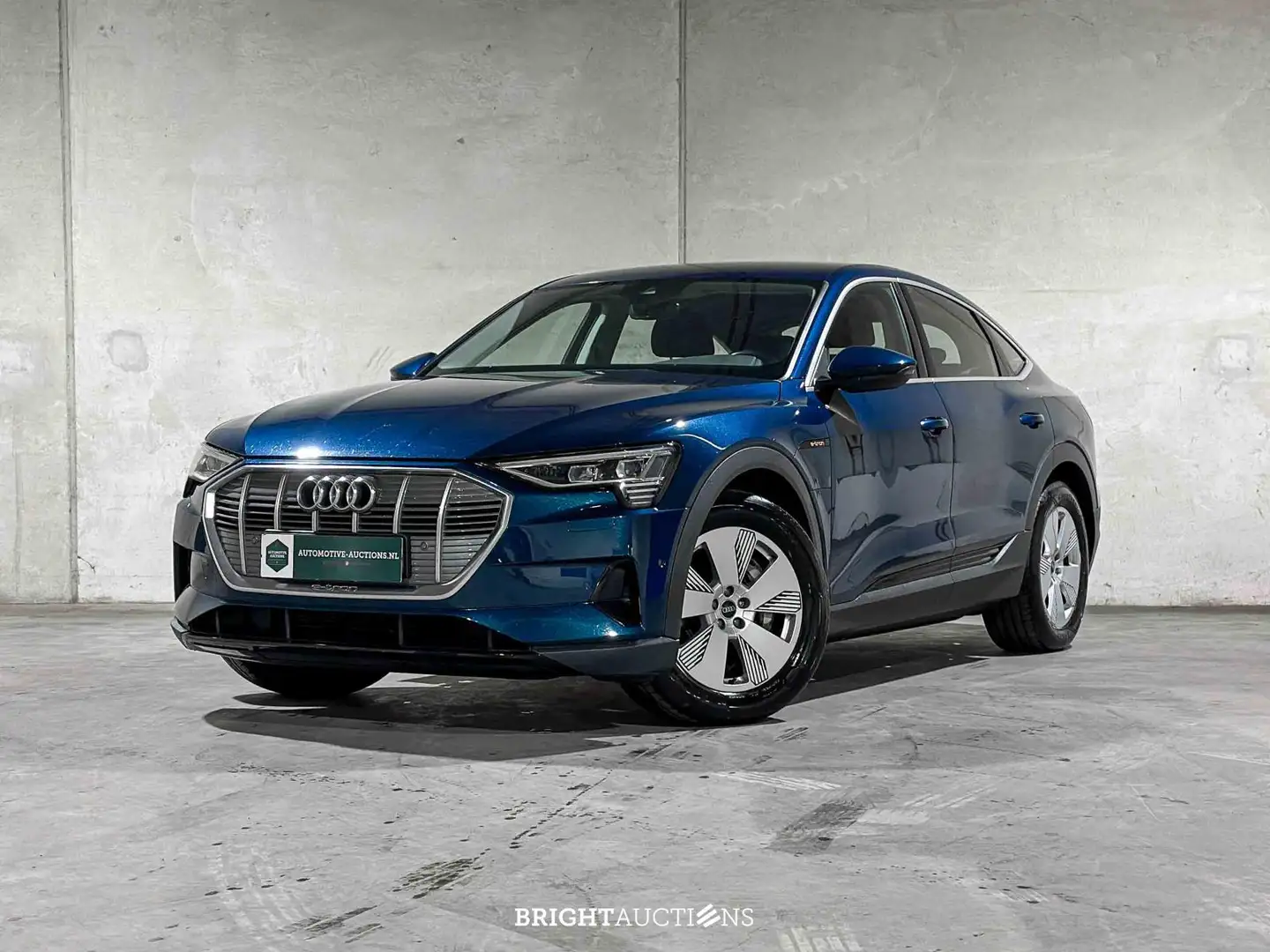 Audi e-tron Sportback Bleu - 1