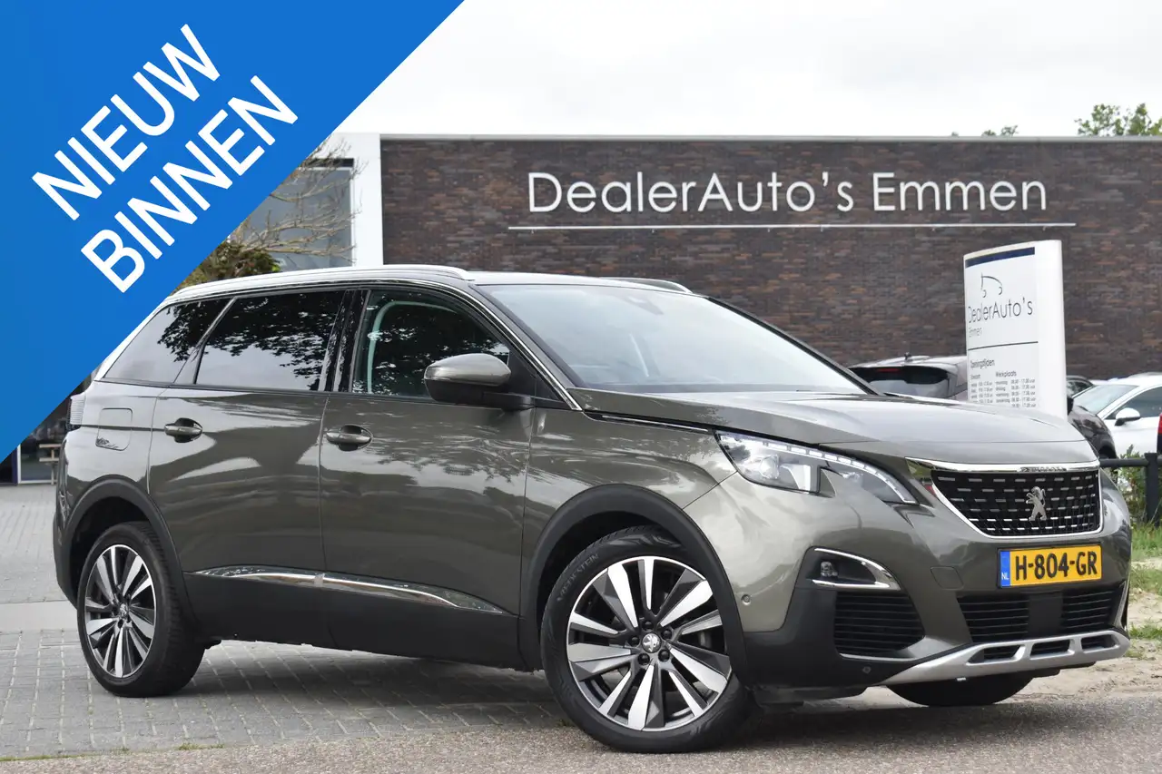 Peugeot 5008 1.2 7-PERSOONS PANODAK LMV NAVI