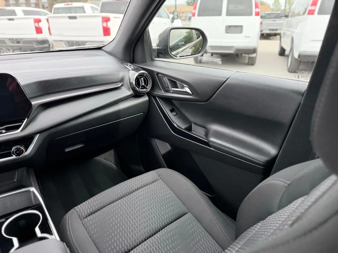Chevrolet Equinox снимка Chevrolet Equinox