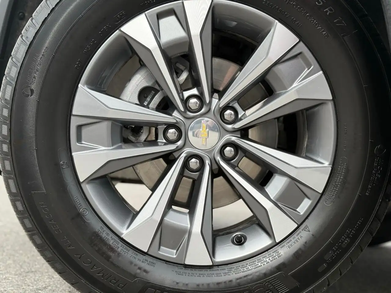Chevrolet Equinox снимка Chevrolet Equinox