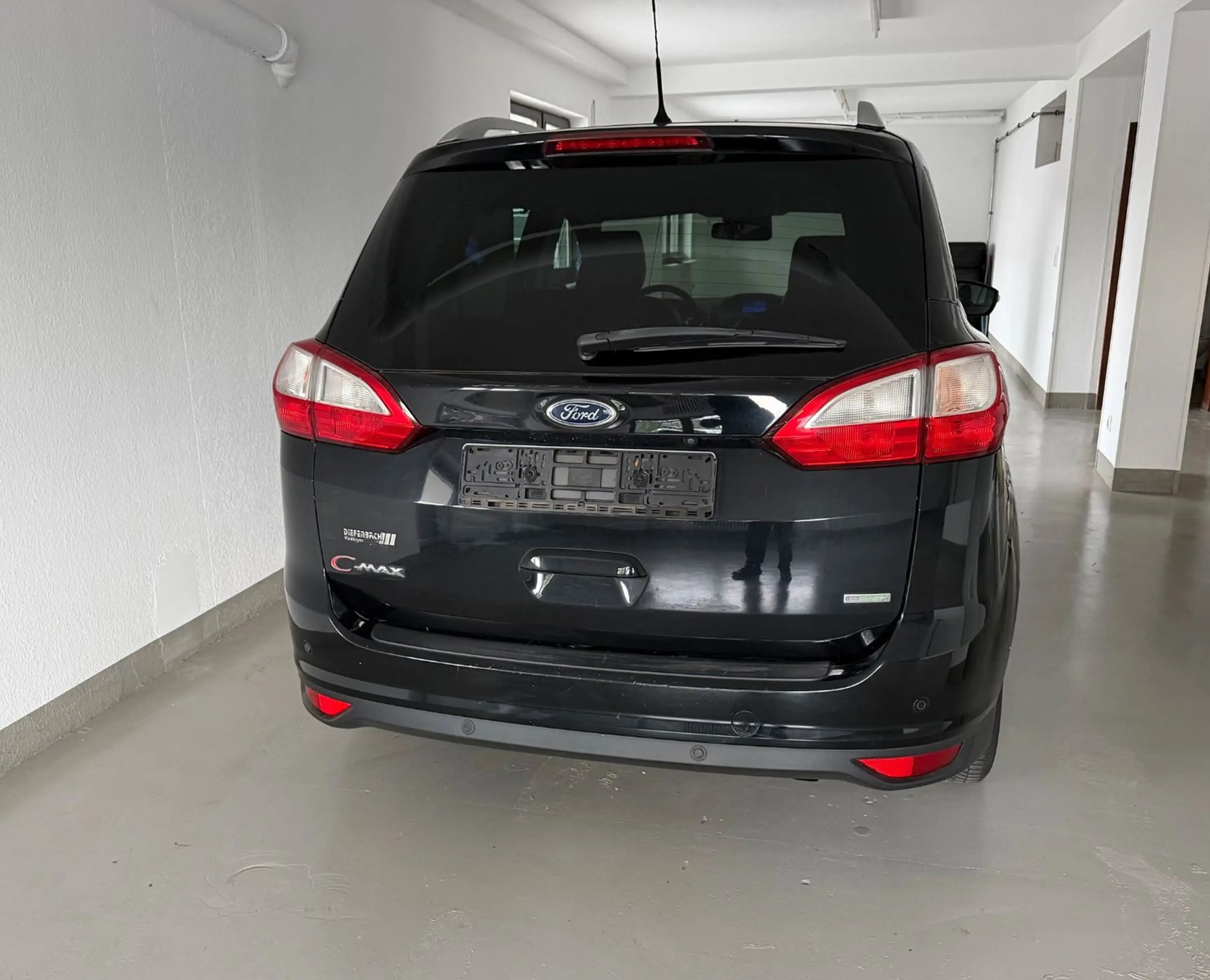Ford Grand C-Max Titanium 7Sitzer Navi Kamera — photo 15
