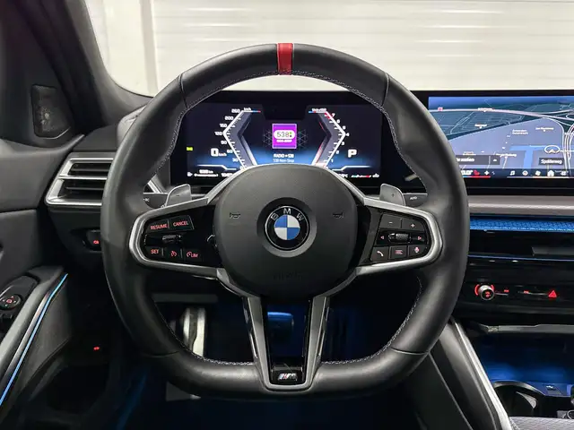 BMW 3 Series view 11