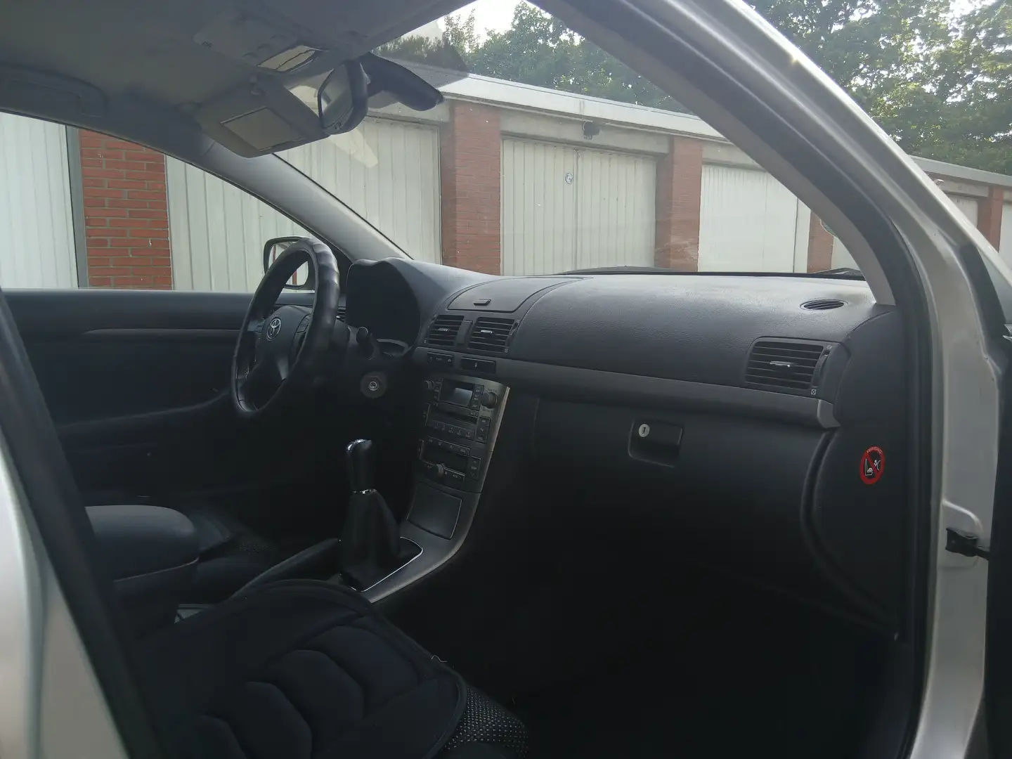 Toyota Avensis Avensis 1.8 VVT-i Combi Sol Silber - 2