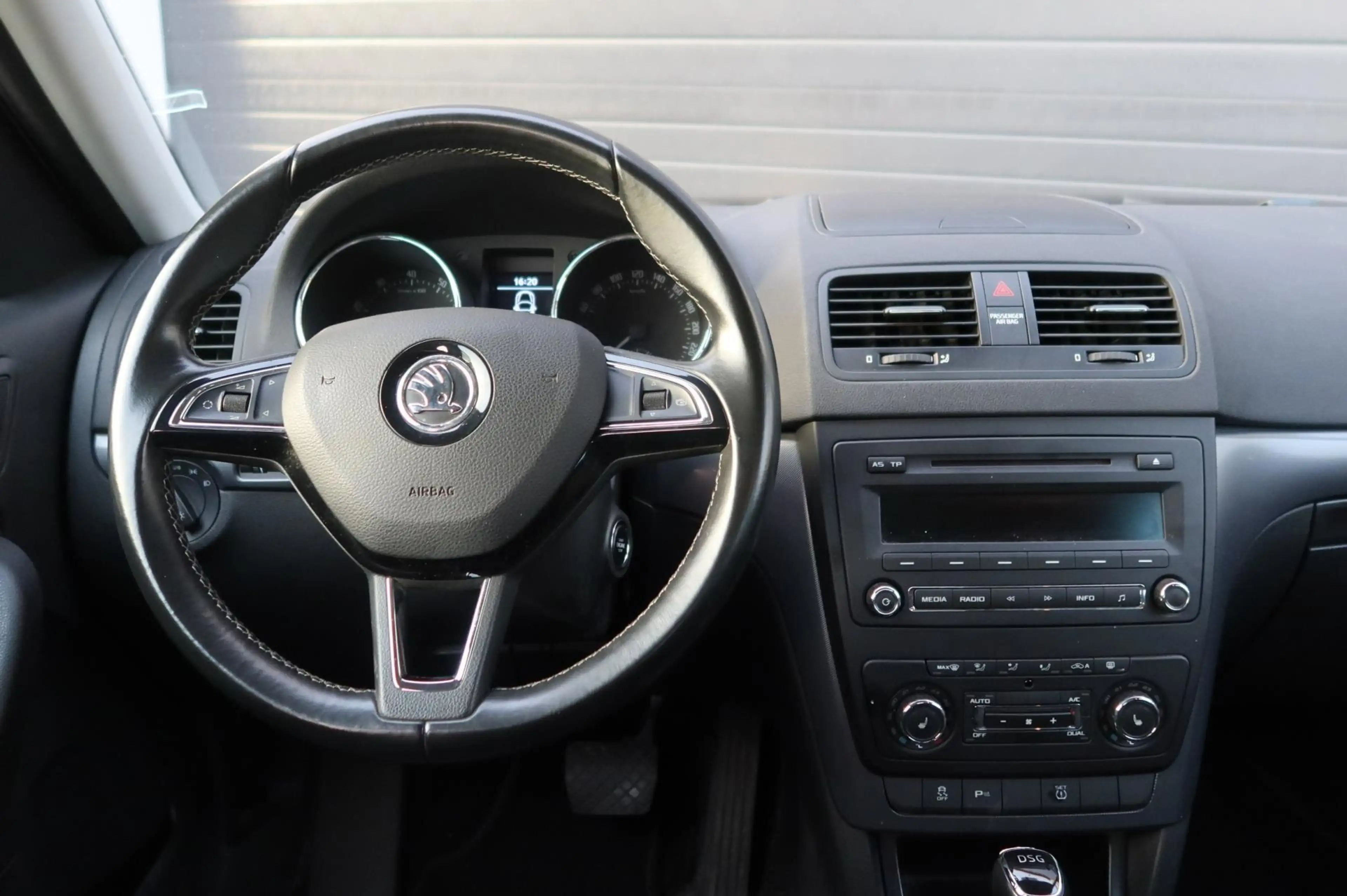 Skoda Yeti 1.4 TSI Elegance Xeno/Cruise/PDC/Automaat/Lux — photo 8