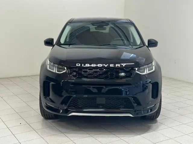 Land Rover Discovery Sport view 8
