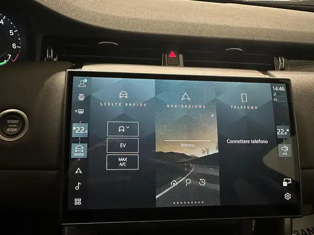 Land Rover Discovery Sport view 11