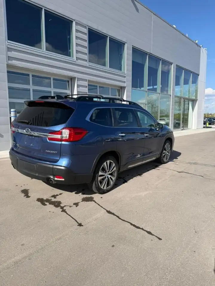 Subaru Ascent снимка Subaru Ascent