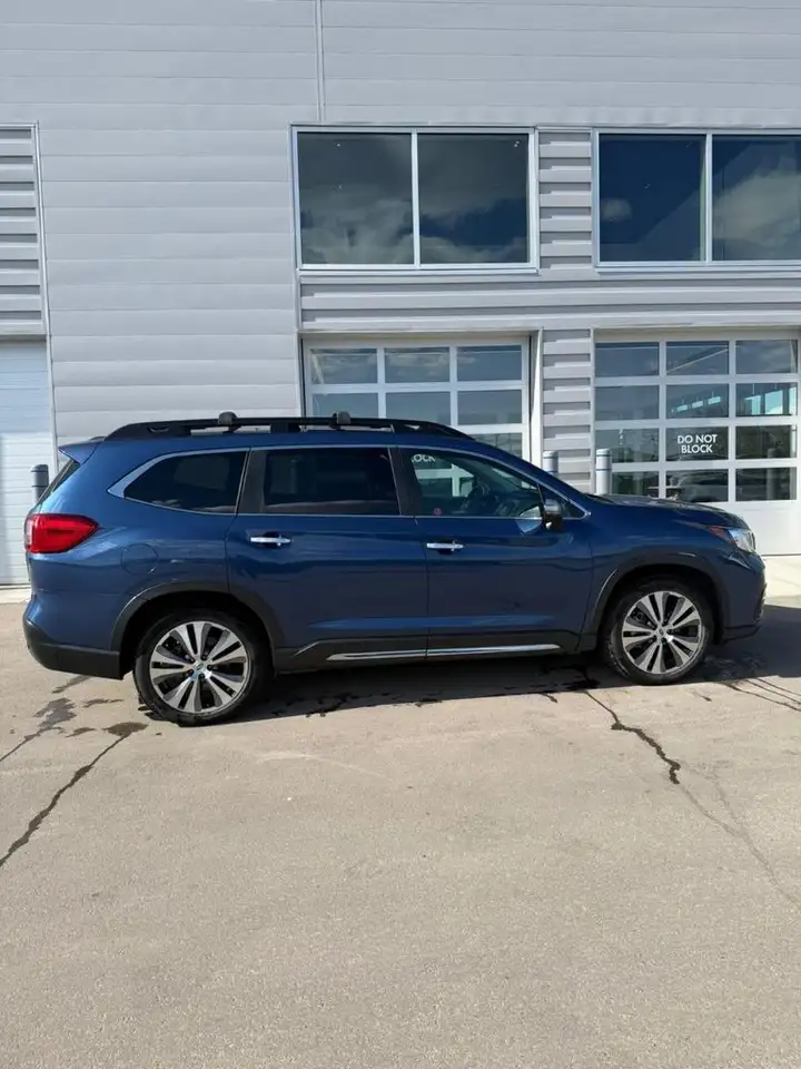 Subaru Ascent снимка Subaru Ascent