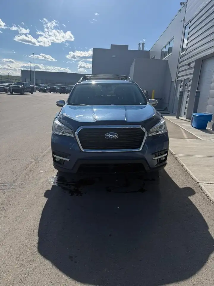 Subaru Ascent снимка Subaru Ascent