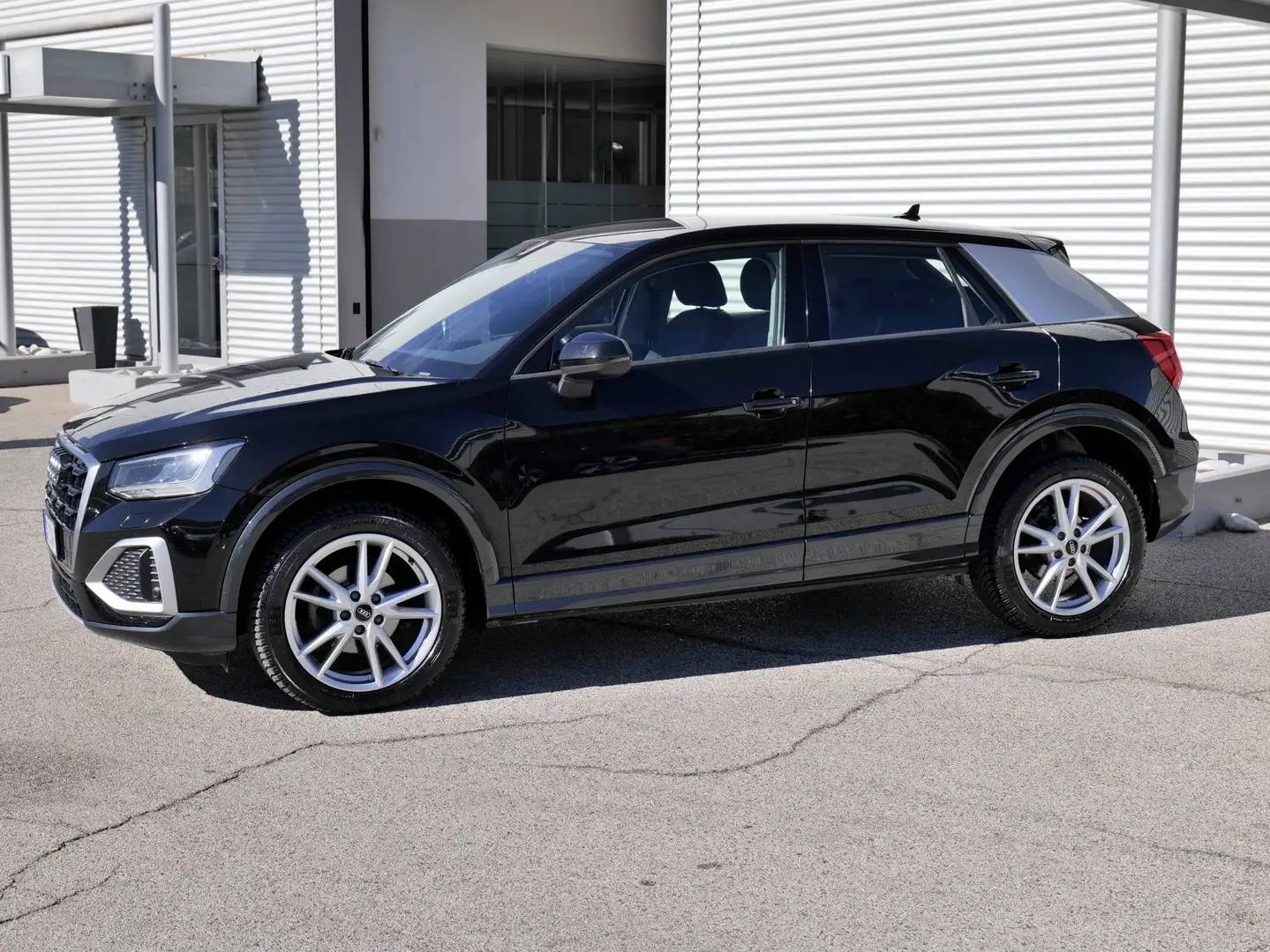 Audi Q2 2.0 (30) Tdi 116cv Admired Advanced Nero - 2
