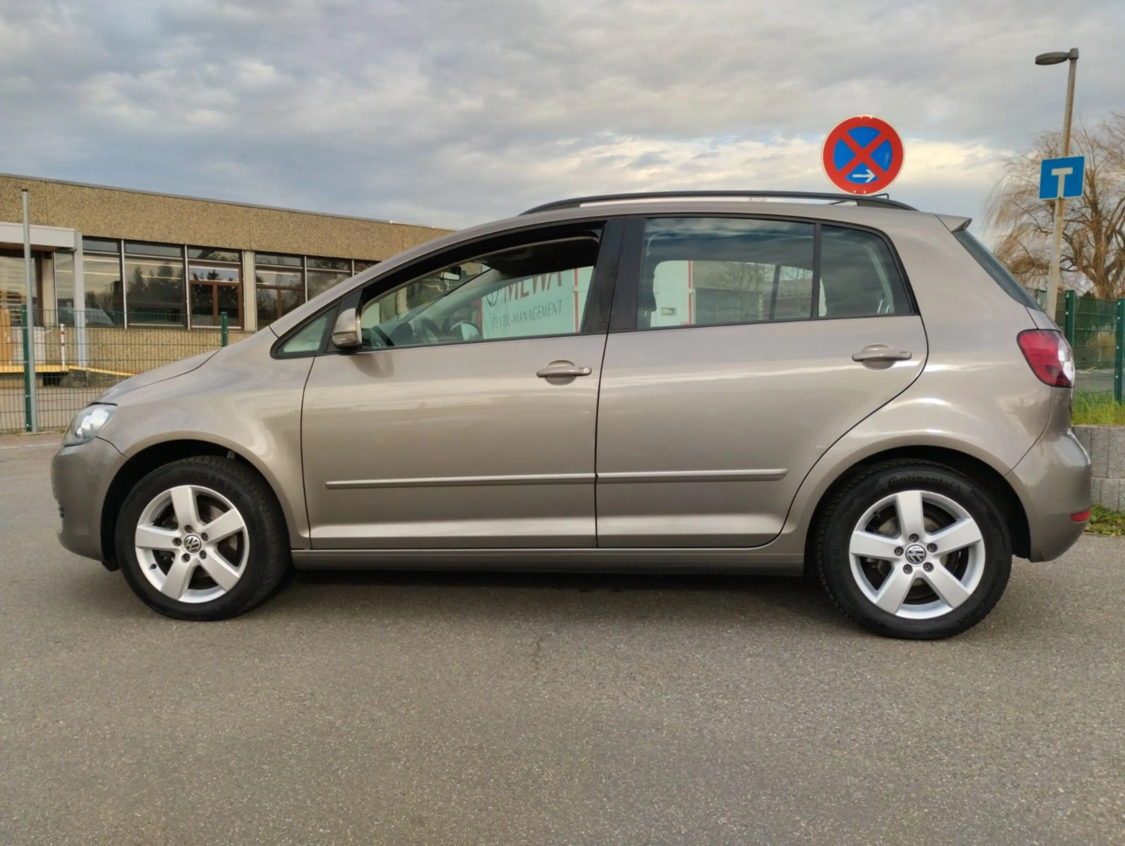 Volkswagen Golf Plus VI Comfortline DSG — photo 5