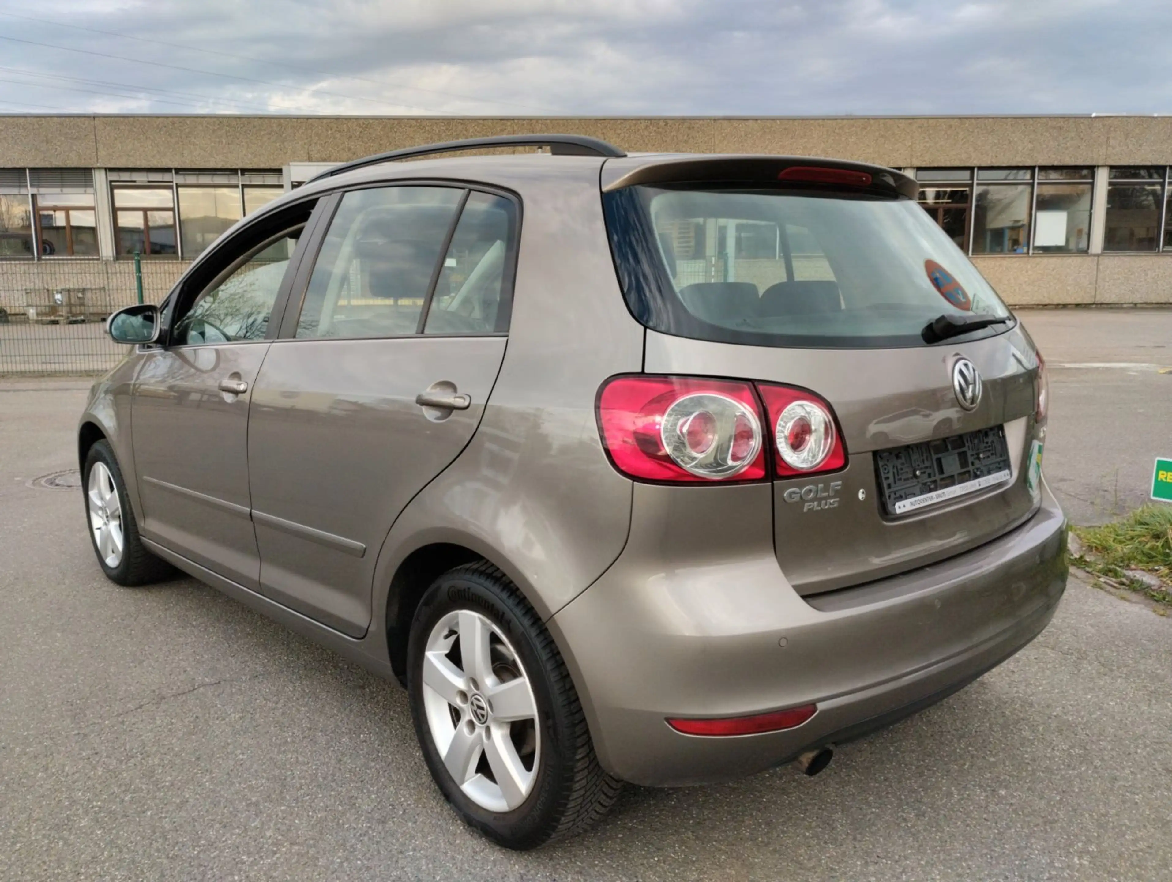 Volkswagen Golf Plus VI Comfortline DSG — photo 6
