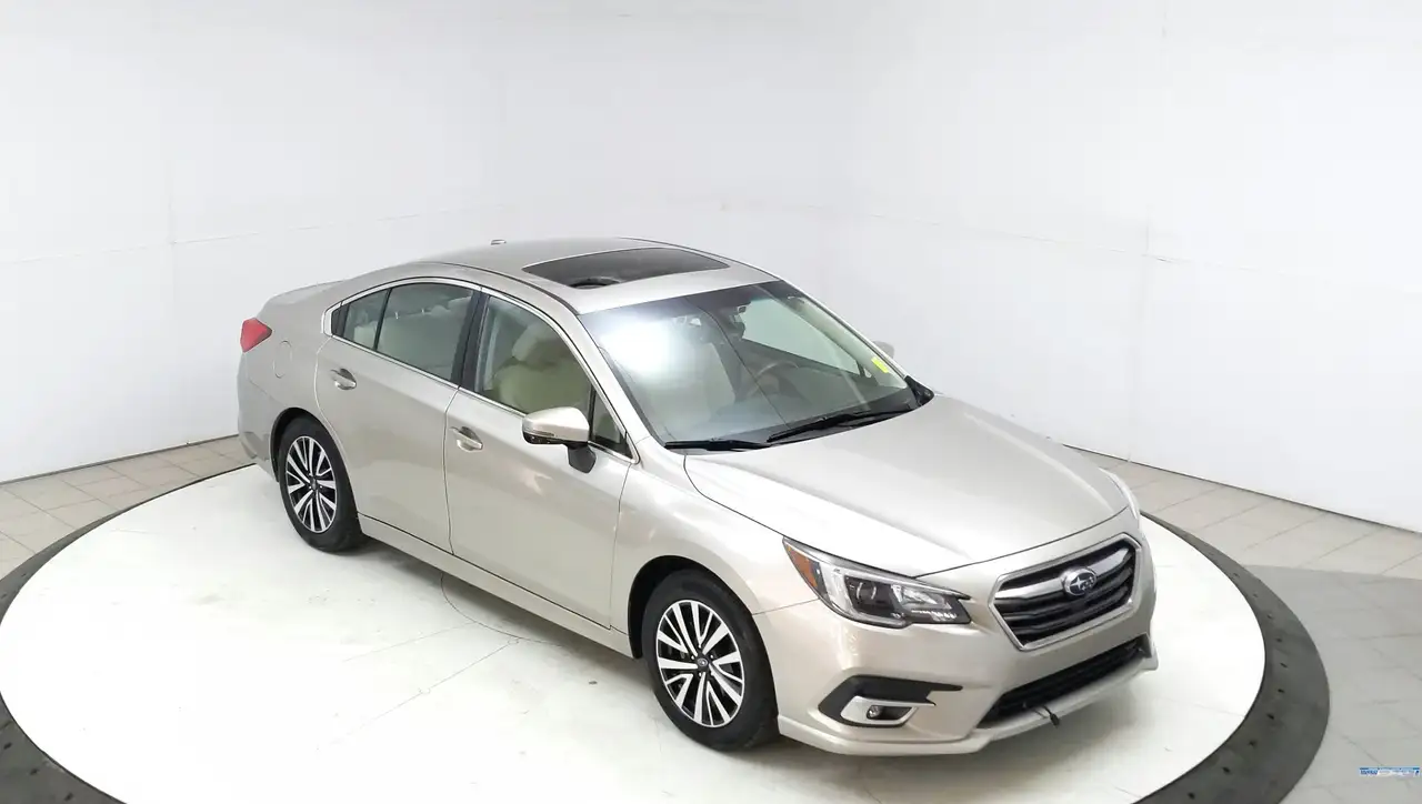 Subaru Legacy fotografie Subaru Legacy