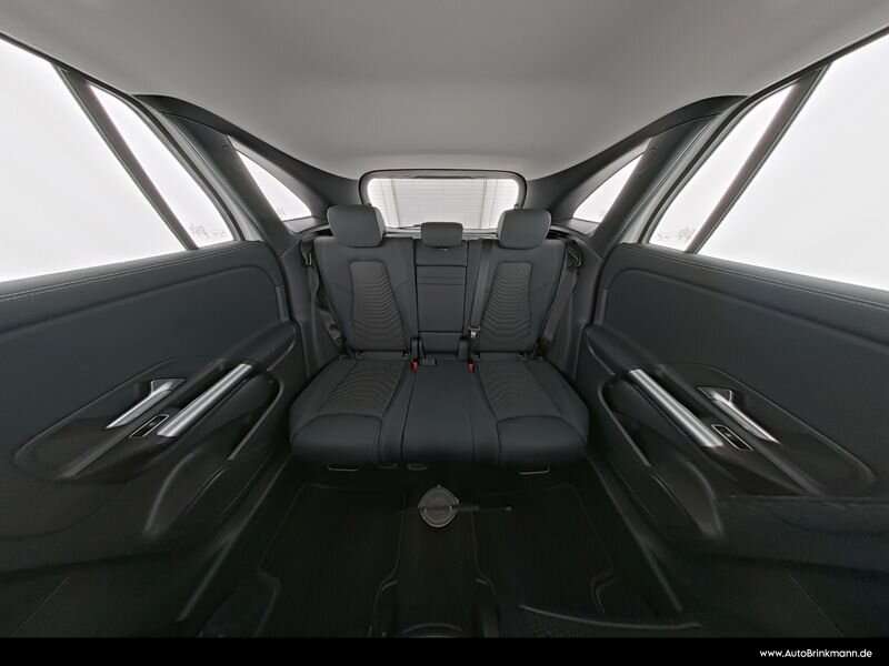 Mercedes-Benz GLA 220
